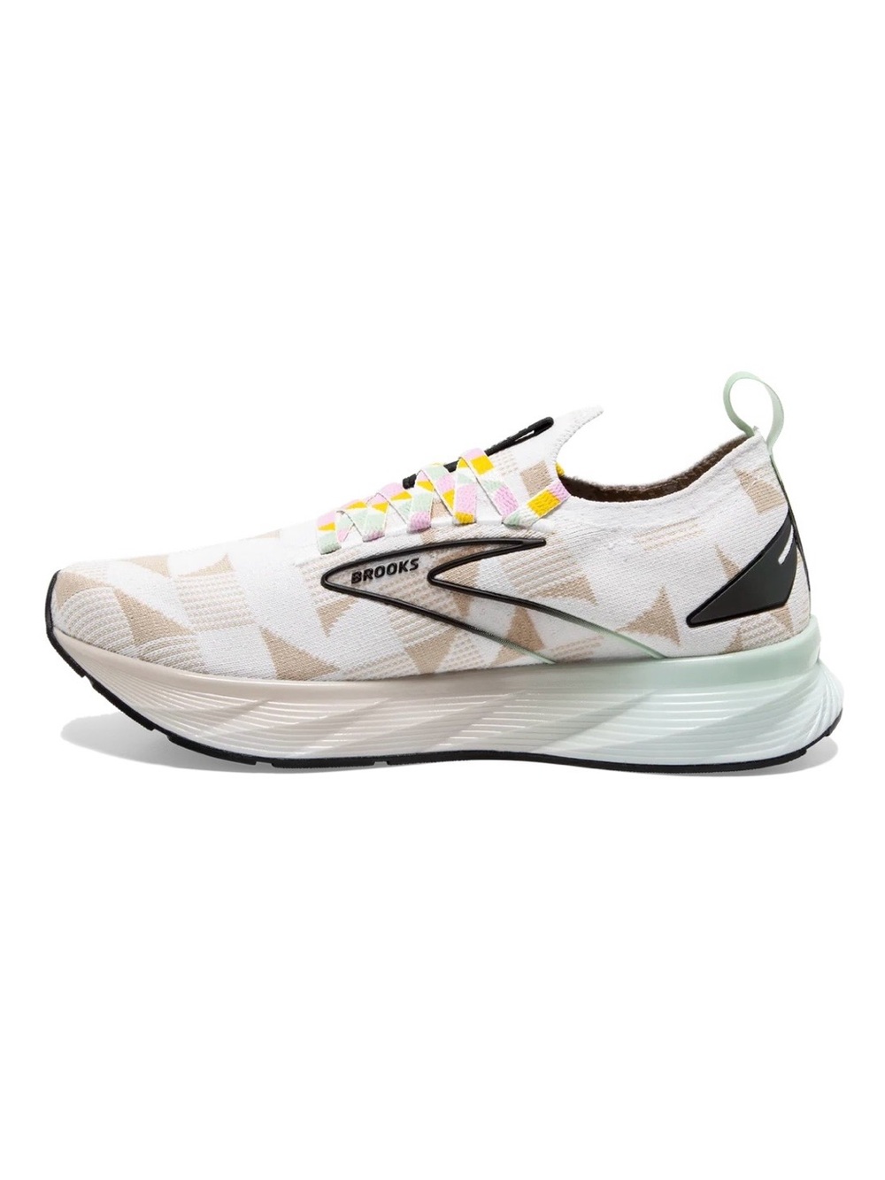 Brooks Levitate Stealthfit 6 White & Tan Running Shoe - Picture 4 of 6
